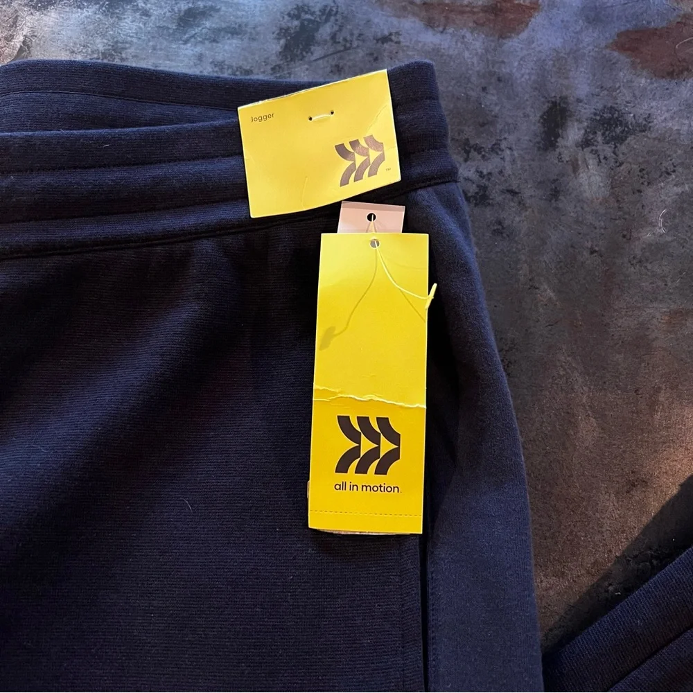 All in Motion Navy Joggers fleece med long
